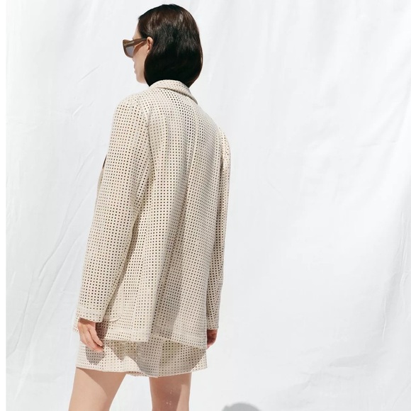 NWT ZARA FAUX SUEDE CUT OUT BLAZER AND SHORTS SET - Picture 3 of 8